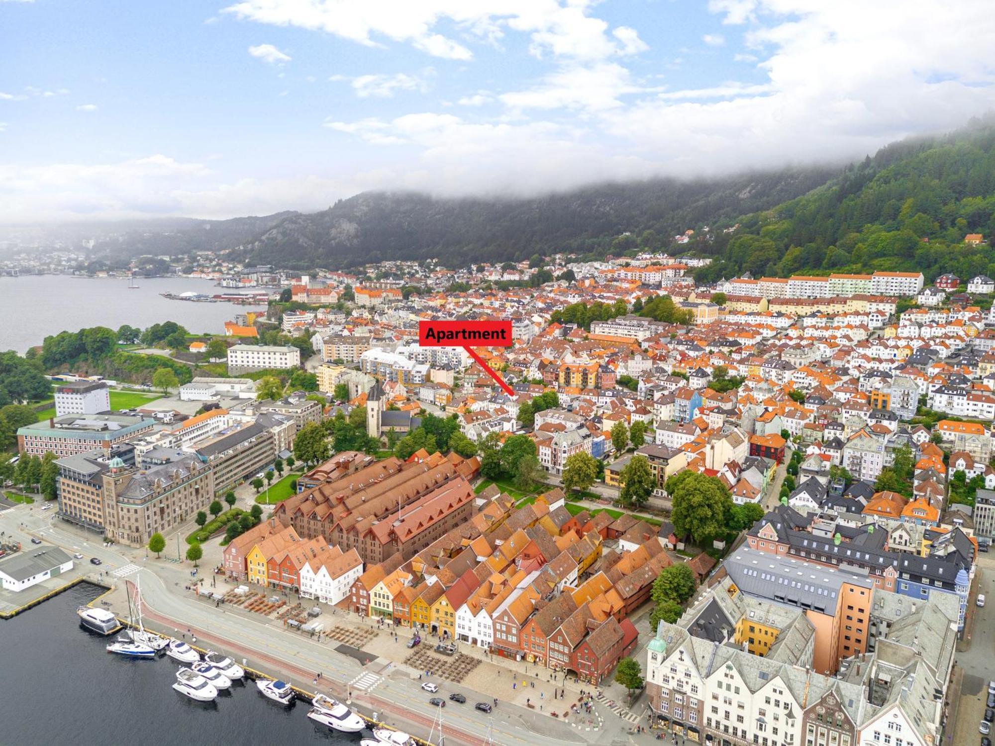 Homerentals Apartments - Behind Bryggen & Historic Cobblestone Streets - 2 Floor Renovated From February 2025 Bergen Eksteriør billede