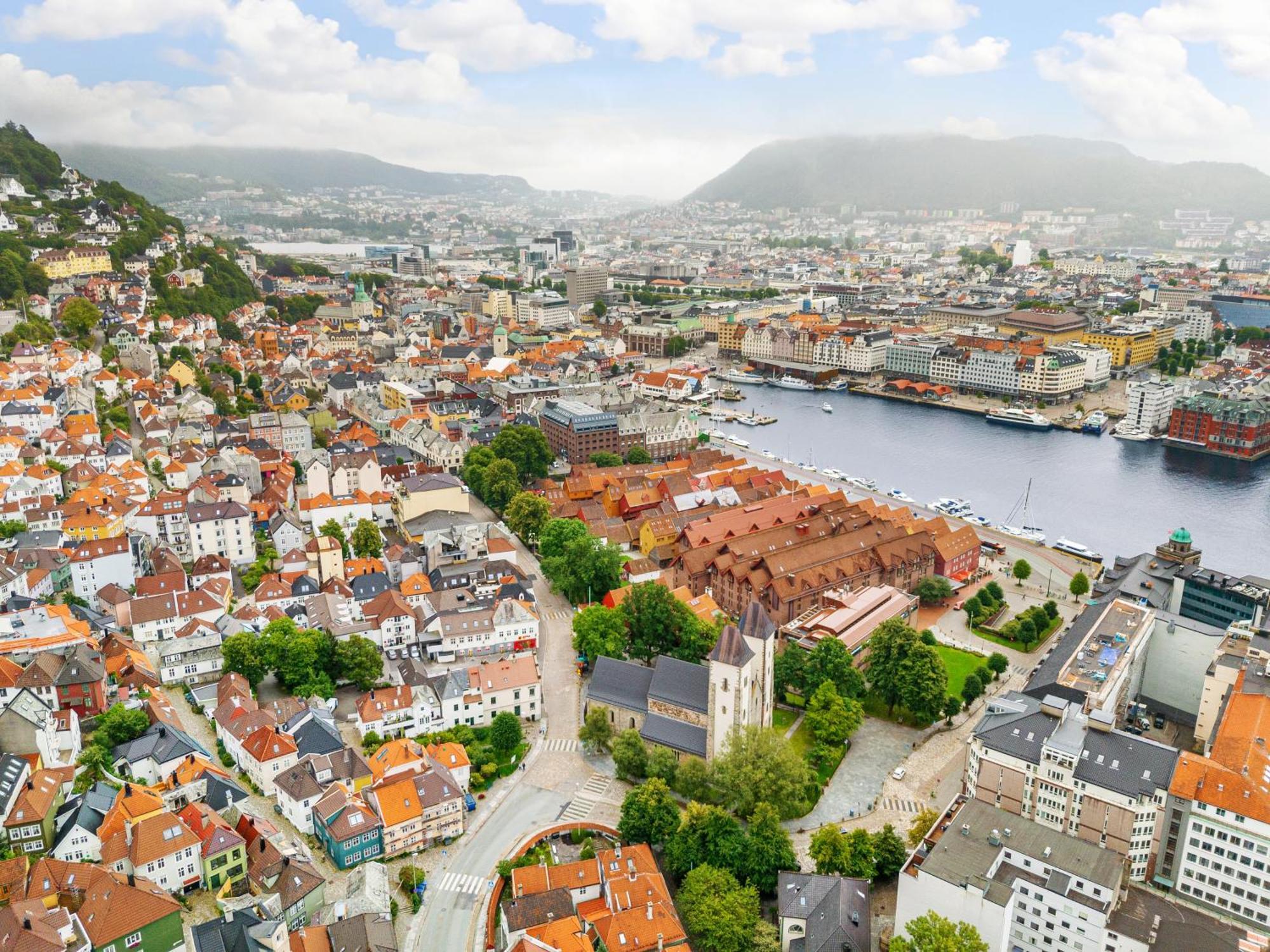Homerentals Apartments - Behind Bryggen & Historic Cobblestone Streets - 2 Floor Renovated From February 2025 Bergen Eksteriør billede