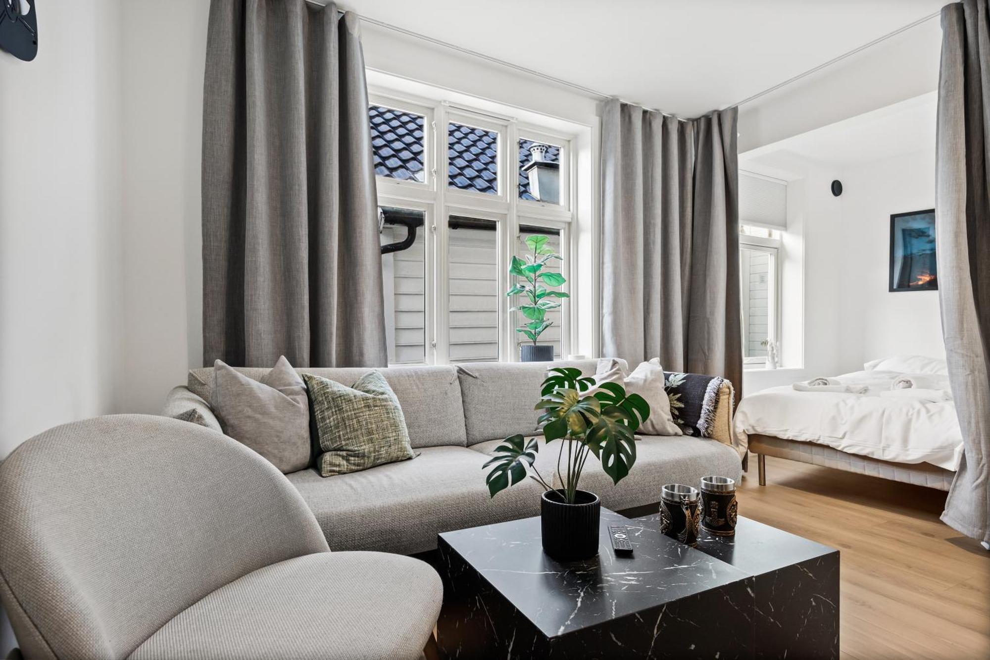 Homerentals Apartments - Behind Bryggen & Historic Cobblestone Streets - 2 Floor Renovated From February 2025 Bergen Eksteriør billede
